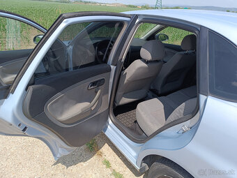 Seat Ibiza 1.4 16V – mestské auto s nízkou spotrebou - 12