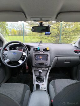 Ford Focus MK2 - 12