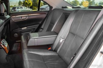 Mercedes-Benz S320 CDI 4-matic, 173kW, A7 / AJ NA SPLÁTKY / - 12