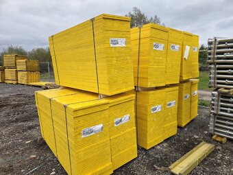 Predám hlavice trojnožky na stavebné stojky - 12