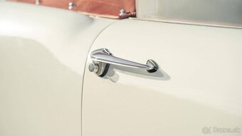 Alfa Romeo 2000 Spider 1961 - 12