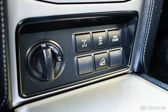 Toyota Land Cruiser 2.8 D-4D 204 Comfort A/T 4x4 - 12