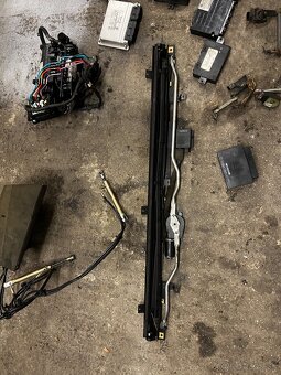 Predám diely na vw phaeton - 12