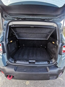 JEEP RENEGADE TRAILHAWK - 12