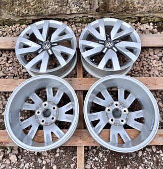 5x112 R16 originál alu disky VW Passat B8 - TOP STAV - 12