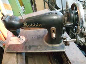 starý šlapací šicí stroj z. BOBBIN - 12