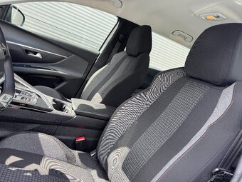 Peugeot 5008 1.2 PureTech 130k Active Pack A/T 7 miestne - 12