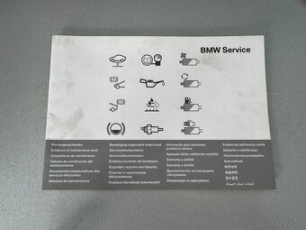 BMW Rad 3 Touring 320d 184k xDrive A/T - 12