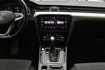 Volkswagen Passat Variant 2.0 TDI DSG EVO Elegance - 12