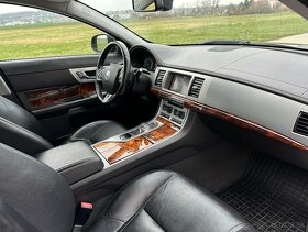 Jaguar XF 2.2D i4 Premium Luxury Automat EDITION - 12