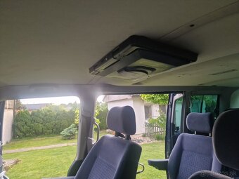 Vw caravelle T4 2.5 tdi 111kw r.v 2000 - 12