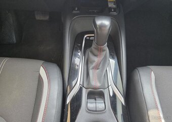 Toyota Corolla 2.0-HYBRID-PANORAMA-GR SPORT - 12