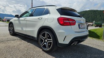 Mercedes Benz GLA 220 CDI 4MATIC - 12