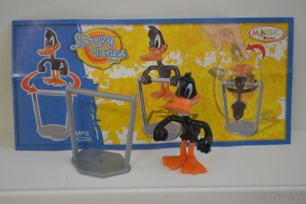 KINDER looney tunes ..... - 12
