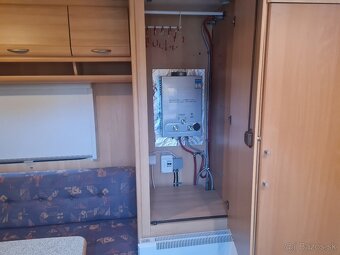 Dethleffs camper 460 - 12