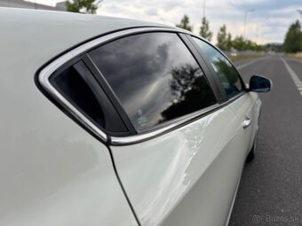 Alfa Romeo Giulietta 1.6 multijet Nová STK - 12