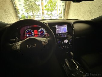 Infiniti FX30dS Premium - 12