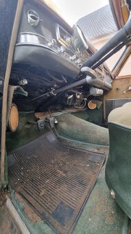 Mercedes-Benz 300 Adenauer - 12