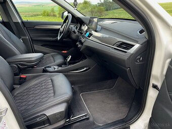 BMW X1 XDrive 18d A/T + sezónne prezutie + SERVIS zadarmo - 12