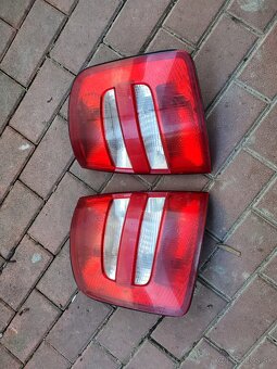 Rozpredam nahradne diely na Skodu Fabia 1,4 mpi - 12