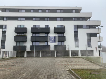 NA PRENÁJOM 1 IZBOVÝ BYT NITRA, BALKÓNOM, PARK. MIESTO - 12