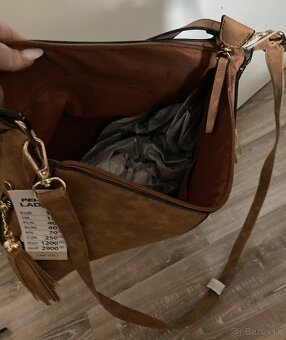 Dámska kabelka/úplne Nová - 12