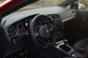 Volkswagen Golf 7 R Facelift - 12