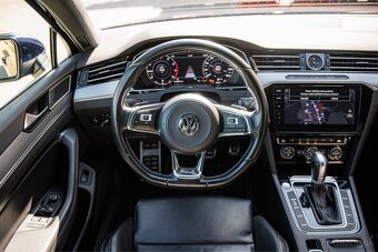 VW PASSAT R-LINE 2019 DSG MATRIX VIRTUAL ŤAŽNÉ SK ŠPZ / DPH - 12