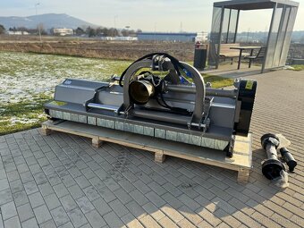 Mulčovač za traktor JANSEN VMA-240 - 12