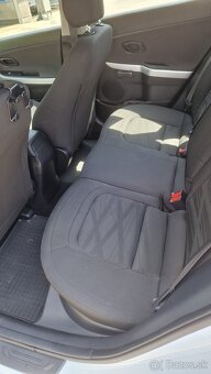KIA CEE’D 1.4 2017 - 12