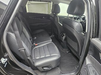 Predám Kia Sorento 2.2 CRDi VGT 4WD - 12