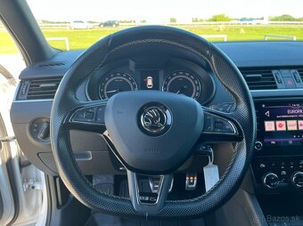 Škoda Octavia Combi 2.0 TDI RS DSG - 12