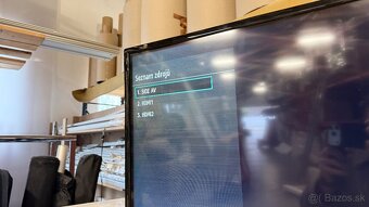 32" Gogen TVH32P181T - 12