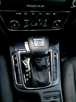 Škoda Superb, 2.0 Tdi 103Kw ,4x4 R,v.8/2013, ELEGANC,ZÁNOVNÉ - 12