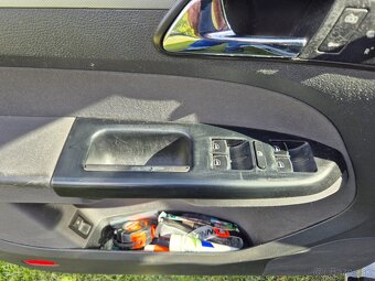 Volkswagen Touran 1,9 TDI 74Kw - 12