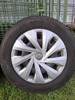Zimna sada VW GROUP, Barum 185/65 R15 XL,5x100,8 mm, 2022 - 12