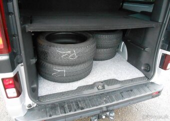 Opel Vivaro 1,6 92 kW 9 Míst Serviska nafta - 12