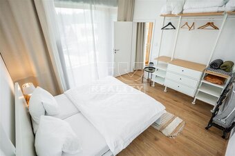NOVÁ CENA Exkluzívne iba v TU Reality na predaj 2 izbový... - 12