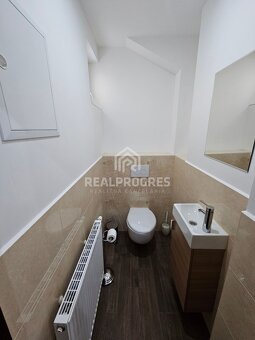Prenájom 3izbový byt na Zobore s klímou + loggia a bezproblé - 12