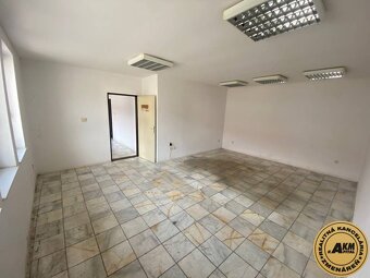 VÝROBNÉ A SKLADOVÉ PRIESTORY +  RD NA PREDAJ,  Zvolenská Sla - 12