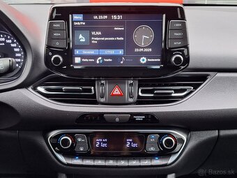 Hyundai i30 CW 1.5 T-GDi mHEV DCT Family, Pôvodný lak, SR - 12