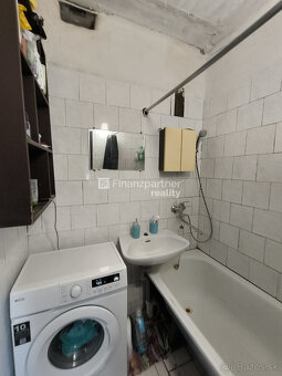 Na predaj trojizbový byt s balkónom na sídlisku Juh Michalov - 12