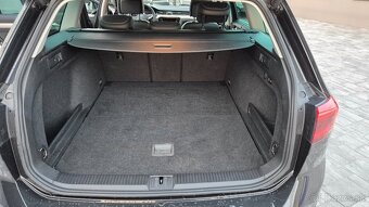 Volkswagen Passat 1.5 TSi 110kw 2021 ELEGANCE - 12