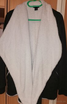 Balíček dámskeho oblečenia, veľkosť M, L, 20ks oblečenia - 12