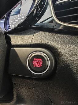 Kia Ceed 1,5 T-GDi 7DCT GOLD - 12
