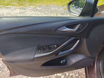 Opel Astra ST 1.6 CDTI 110k Innovation - možný leasing, úver - 12