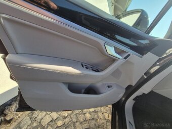 Touareg R-line, 210kw, 98.000km, vzduch, panorama - 12