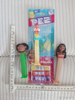 PEZ obaly na bonbony,  PEZ SPENDER - 12