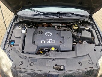 Predám Toyota Avensis 2.0 diesel 85kw - 12