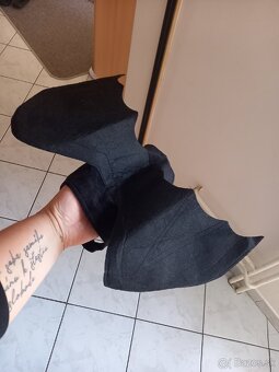 Oblečenie pre psa bunda, mikina, vesta, svetrík - 12